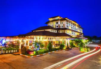 Royal Nakhara Hotel and Convention Centre has Balcony rooms