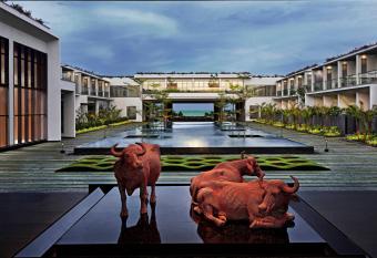 Sheraton Grand Chennai Resort & Spa has Balcony rooms