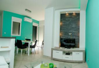 Apartmani Mozaici has Balcony rooms