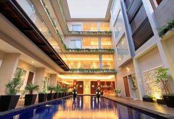 Ohana Hotel Kuta has Balcony rooms