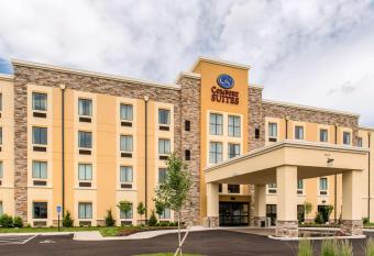 Comfort Suites Columbus Airport allows 18 year olds to book a room