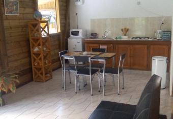 La Belle Creole has Balcony rooms