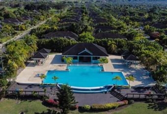 Smart villa @ Richmond has Balcony rooms