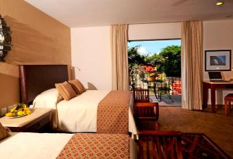 Hotel & Spa Hacienda de Cort  s has Balcony rooms