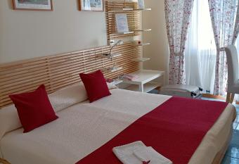 B&B FLAVIO has Balcony rooms