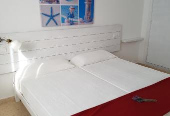 Viviendas Es Carritx has Balcony rooms