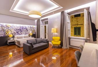 Dubrovnik Palace W apartment allows 18 year olds to book a room