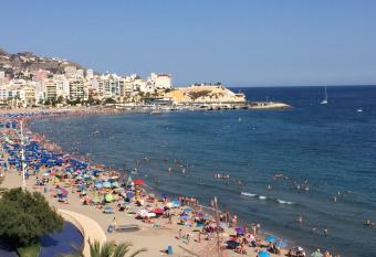 Av/ Armada Espa  ola, Ed/ Los Fernandos, 5, 5   H2 has Balcony rooms