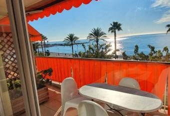 Appartement cosy et agreable has Balcony rooms