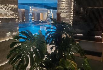                        GREENWOOD has Balcony rooms