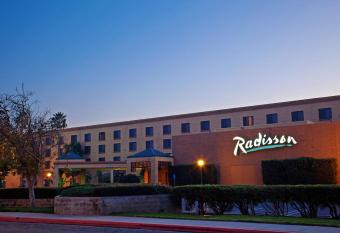 Radisson Hotel Santa Maria, CA has Balcony rooms