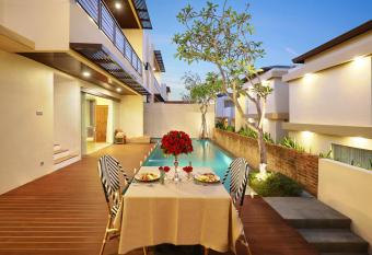 The Miracle Villa Nusa Dua allows 18 year olds to book a room