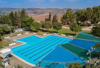 Holiday Village Kibbutz Mizra allows 18 year olds to book a room