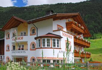 Sonnhof Appartements has Balcony rooms