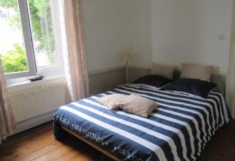 Chez Marie allows 18 year olds to book a room