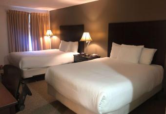 Ramada by Wyndham Lindsay allows 18 year olds to book a room