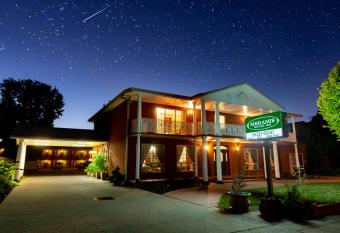 Meramie Motor Inn allows 18 year olds to book a room