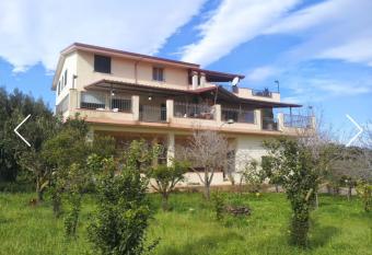 Casa Vacanze Porto Ulisse Teresa has Balcony rooms