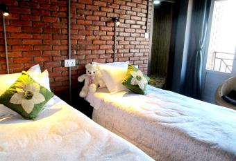 Cafe Beyond and Guest House has Balcony rooms