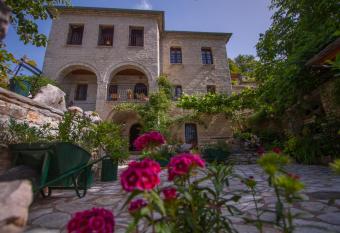 Casa Calda has Balcony rooms