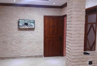 Joudia has Balcony rooms