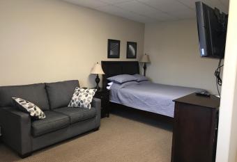 Riverview Suites allows 18 year olds to book a room