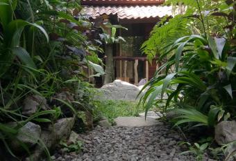 Les Garden villa has Balcony rooms