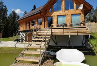 Metsj  rve puhkemaja has Balcony rooms