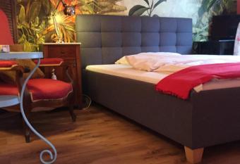 G  stehaus Hochmann Stadecken has Balcony rooms