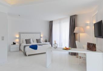 Princess Andriana Resort & Spa - Ultra All-Inclusive allows 18 year olds to book a room