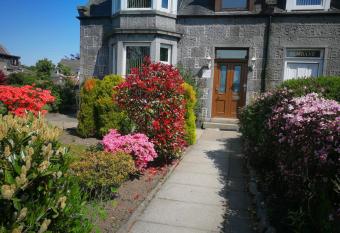 Granville Guest House allows 18 year olds to book a room