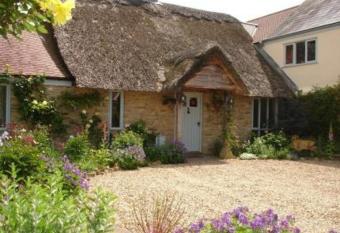 Munden House allows 18 year olds to book a room