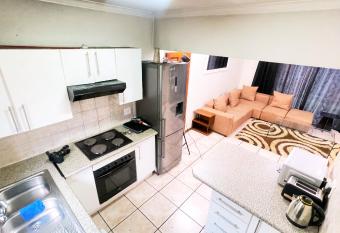 ANKAZIMIA HOUSE at WeltevredenPark With Two Bedrooms Apartments has Balcony rooms