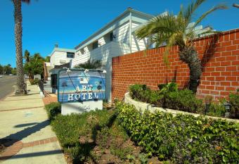 Art Hotel Laguna Beach has Balcony rooms