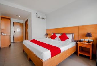 Capital O 719 Fuente Oro Business Suites allows 18 year olds to book a room