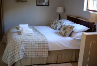 Kuruma Farm Cottages allows 18 year olds to book a room