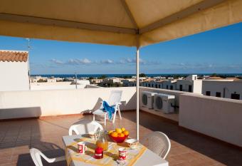 Nuovo Appartamento Rossoarancio has Balcony rooms