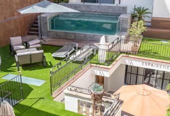 Sa Voga Hotel & Spa has Balcony rooms