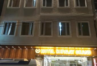 Hotel Shivaay Grand allows 18 year olds to book a room