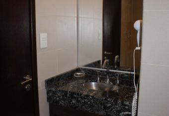 El Puente Aparts allows 18 year olds to book a room