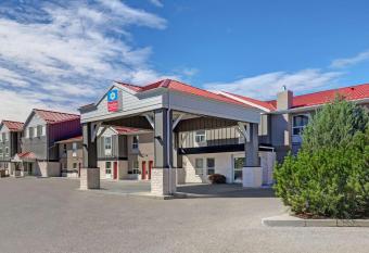 SureStay Plus Hotel by Best Western Drumheller allows 18 year olds to book a room