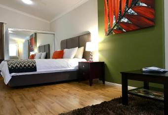 Camelot Boutique Accommodation allows 18 year olds to book a room