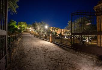 Tenuta Ciminata Greco has Balcony rooms