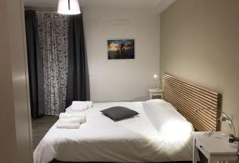 Villa L   has Balcony rooms