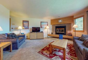 Frostfire Condominiums B19 has Balcony rooms