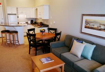 Rivertide Suites allows 18 year olds to book a room