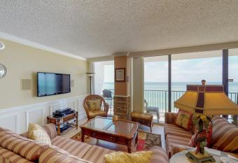 Seachase 704E has Balcony rooms