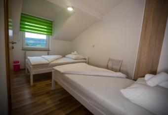   ilin   emer has Balcony rooms