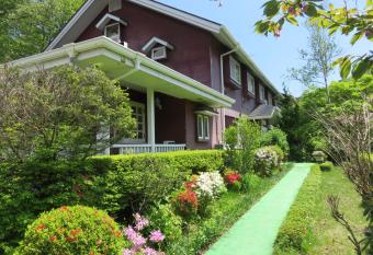 Nikko Pension L escale allows 18 year olds to book a room