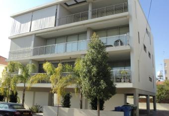 The Kapitani Residence has Balcony rooms